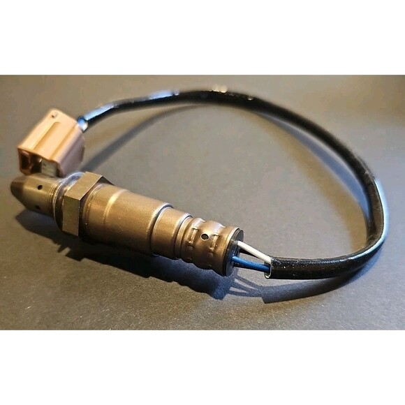 1PC Upstream Air Fuel Ratio Oxygen 02 Sensor For 2011-2013 INFINITI G37 M37 - Picture 5 of 9